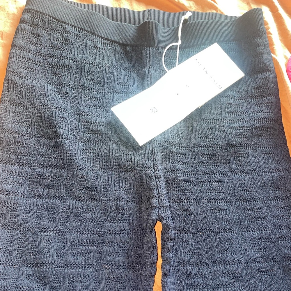 Navy blue Givenchy leggings size S never worn . Original tags